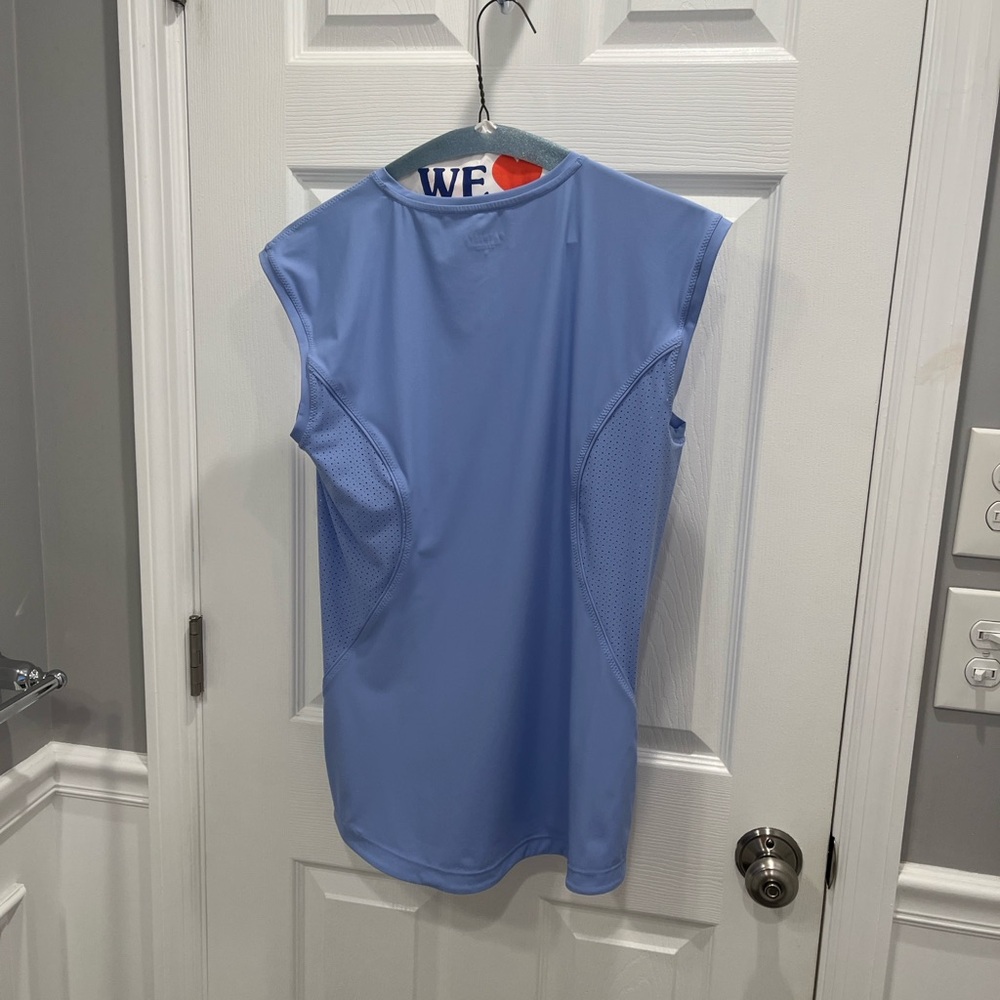 Athleta Lavender Muscle Tee size M - Picture 2 of 4